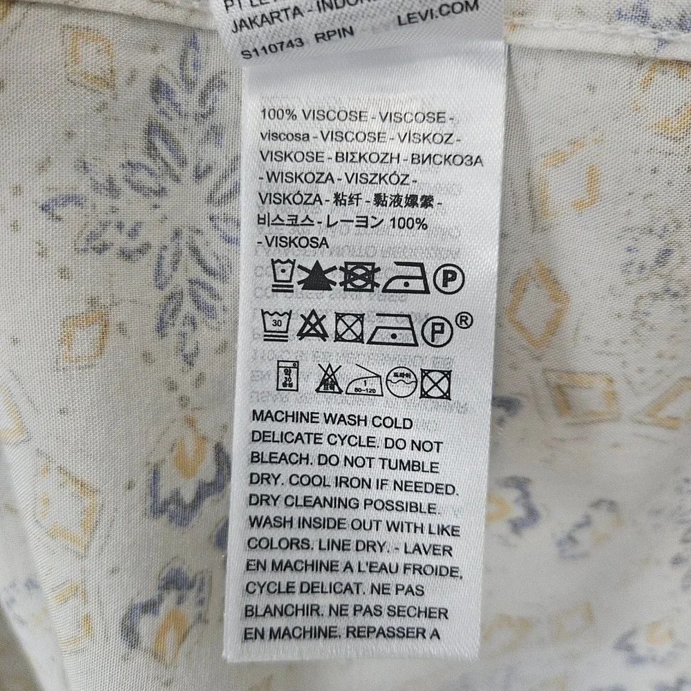 NEW Levis Classic Camper Shirt Men's Small White Printed Relaxed Fit Viscose NWT